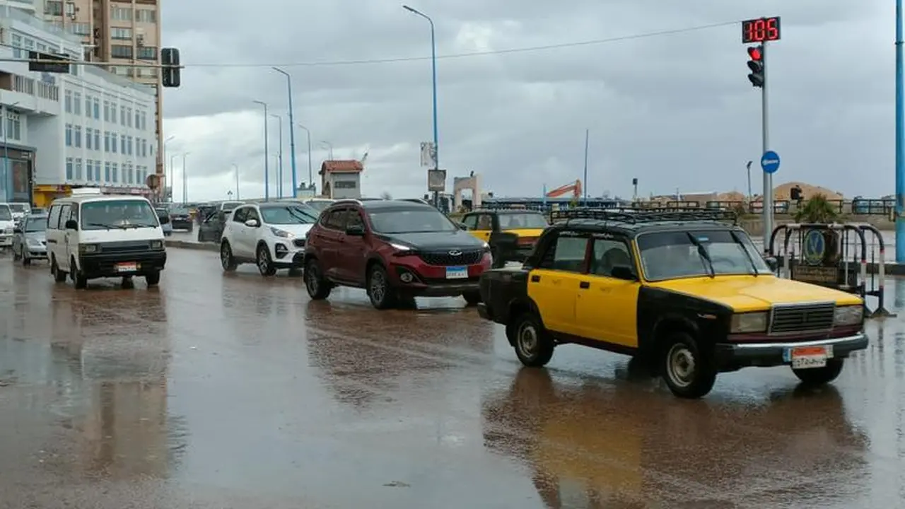 تحذير الأرصاد من طقس الساعات القادمة.. أمطار متفاوتة تغطي هذه المحافظات والسواحل الشمالية